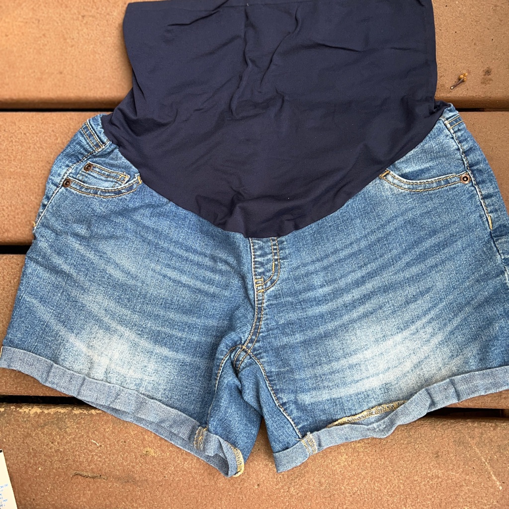 751 Maternity Shorts